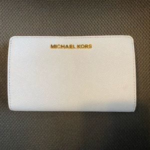 Michael Kors Jet Set Travel Slim Bifold